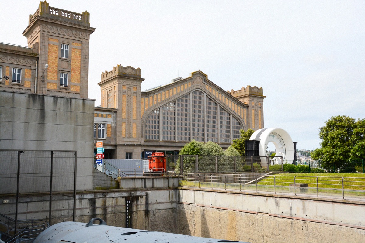 Die frühere Gare maritime transatlantique in Cherbourg, heute Kreuzfahrtterminal und Cité de la Mer